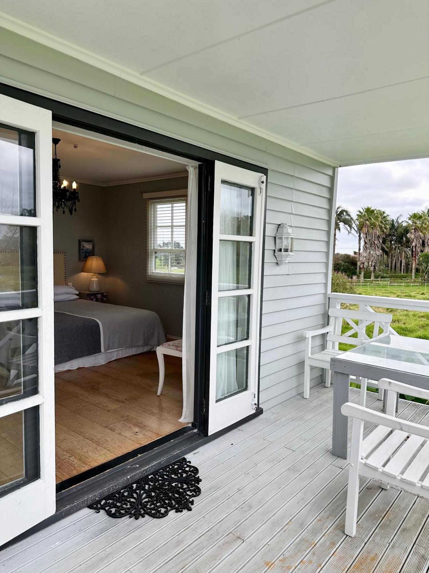 Bycroft Lodge Karaka Luaran gambar